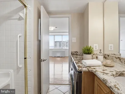 $315,000 | 301 North Beauregard Street, Unit 1216, Alexandria, VA 22312