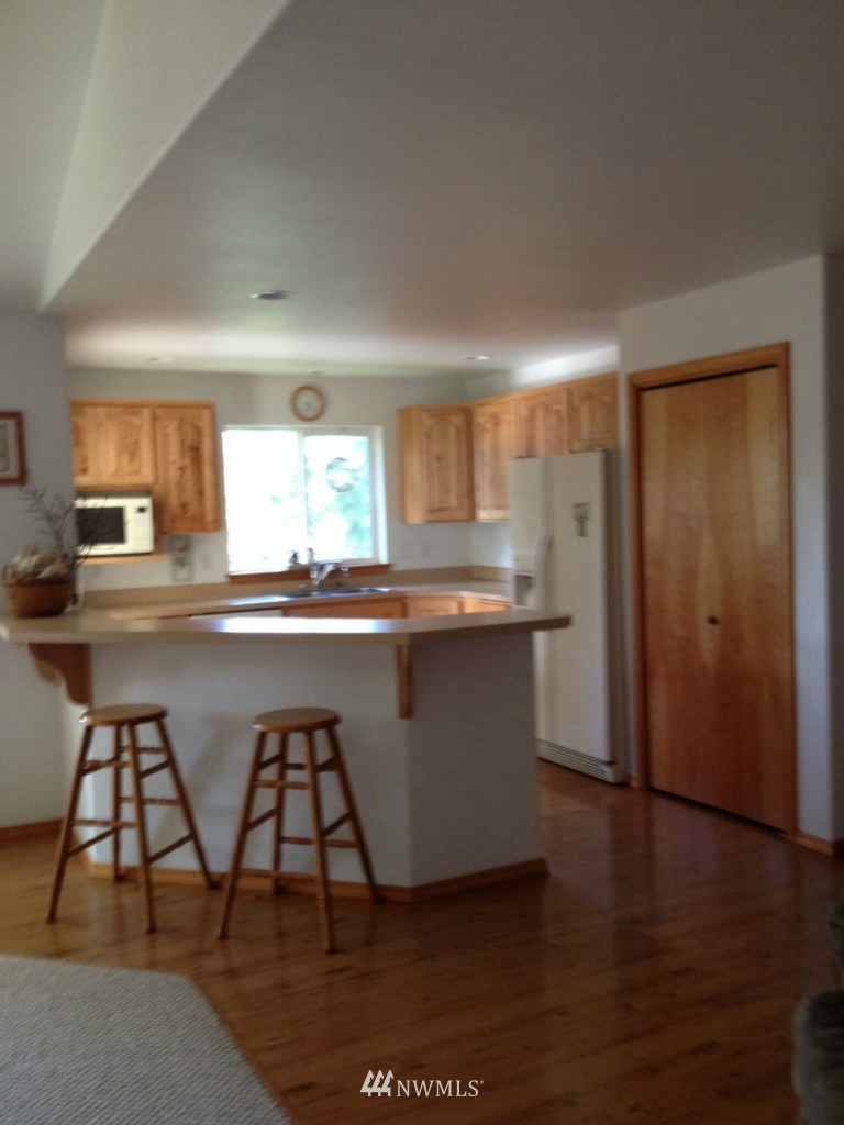 81 Erving Jacobs Road Port Angeles, WA 98362 - Photo 5 of 15 Gallery Image 5