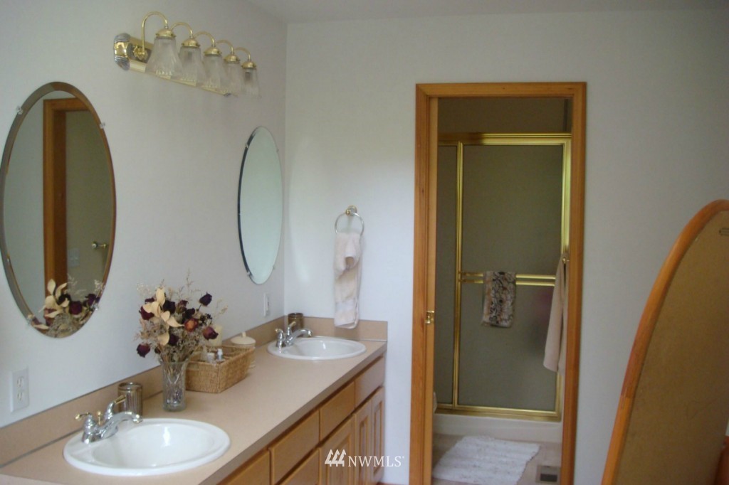 81 Erving Jacobs Road Port Angeles, WA 98362 - Photo 8 of 15 Gallery Image 8