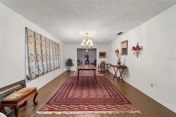 $399,999 | 3925 Southeast 17th Street, Ocala, FL 34471