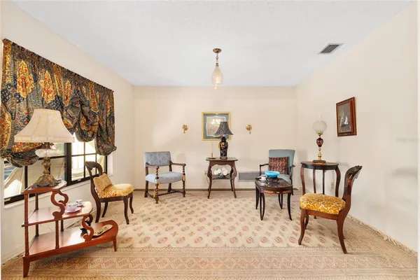 $399,999 | 3925 Southeast 17th Street, Ocala, FL 34471