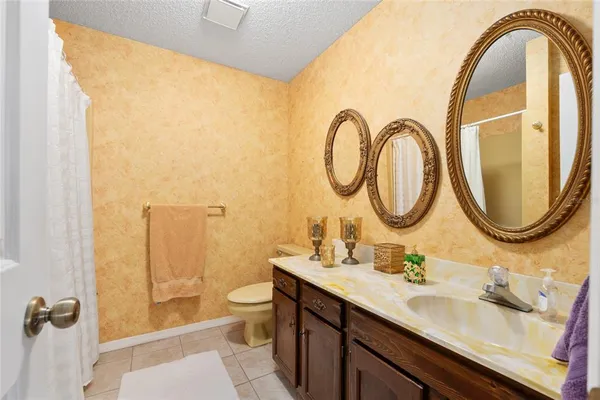 $399,999 | 3925 Southeast 17th Street, Ocala, FL 34471