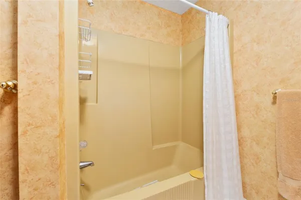 $399,999 | 3925 Southeast 17th Street, Ocala, FL 34471