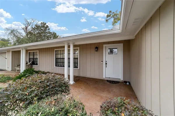 $399,999 | 3925 Southeast 17th Street, Ocala, FL 34471