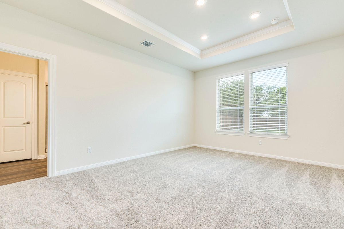 9108 Spire View Austin, TX 78744 - Photo 15 of 30