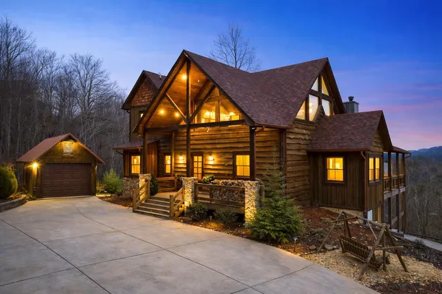 $1,895,000 | 355 West Shalom Court, Blue Ridge, GA 30513