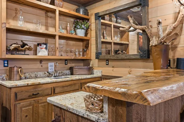 $1,895,000 | 355 West Shalom Court, Blue Ridge, GA 30513