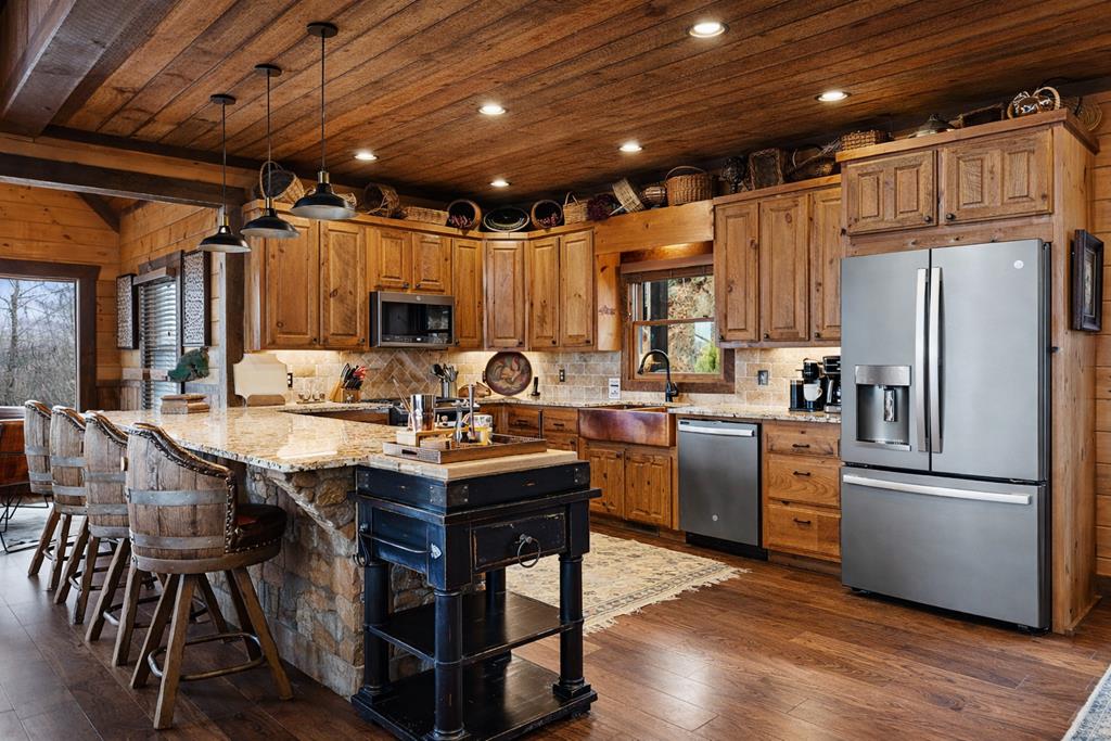 355 West Shalom Court Blue Ridge, GA 30513 - Photo 6 of 44