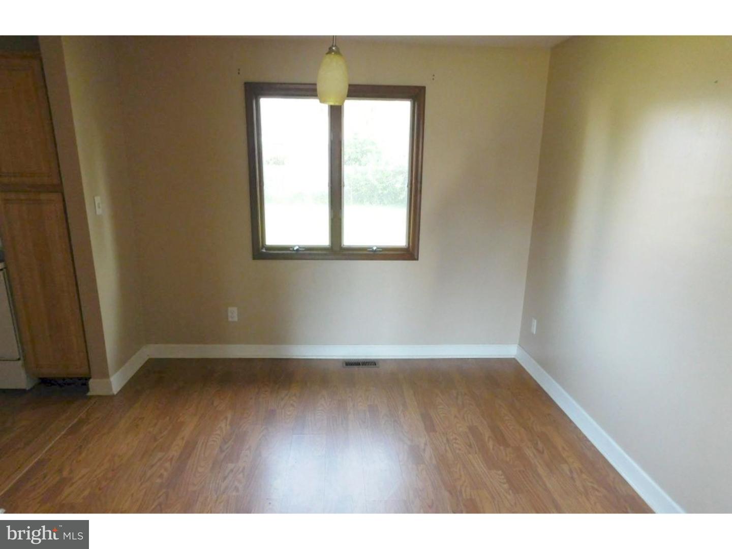 308 Tenby Chase Drive Riverside, NJ 08075 - Photo 6 of 13 Dining Room