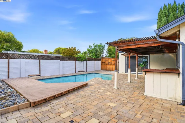 $1,049,000 | 668 Buckeye Drive, Livermore, CA 94551