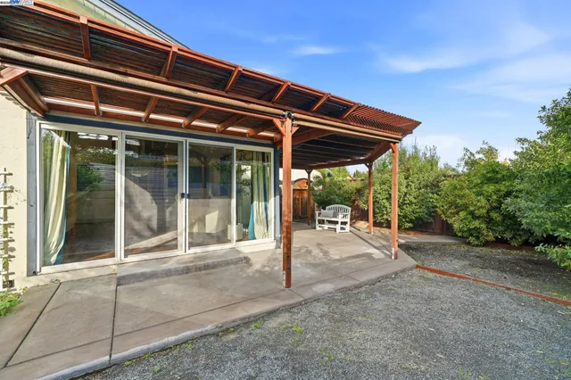 $1,049,000 | 668 Buckeye Drive, Livermore, CA 94551