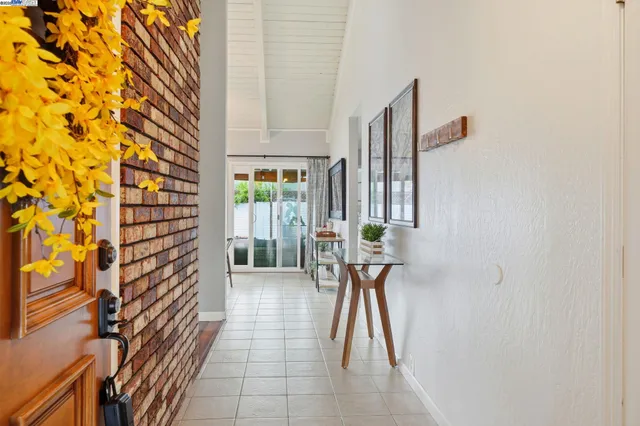 $1,049,000 | 668 Buckeye Drive, Livermore, CA 94551