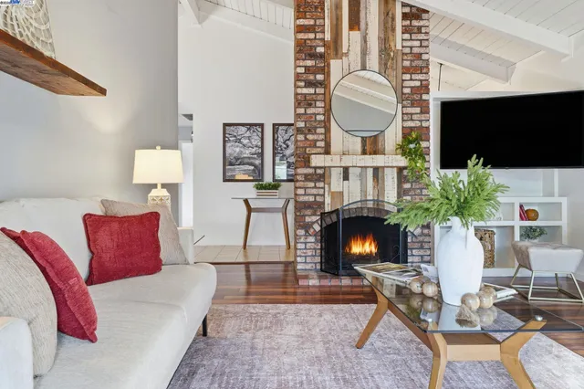 $1,049,000 | 668 Buckeye Drive, Livermore, CA 94551