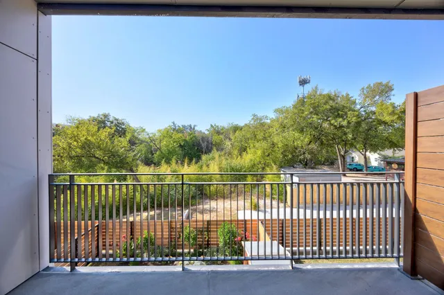 $475,000 | 2209 South 1st Street, Unit 225, Austin, TX 78704
