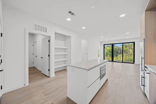 $475,000 | 2209 South 1st Street, Unit 225, Austin, TX 78704