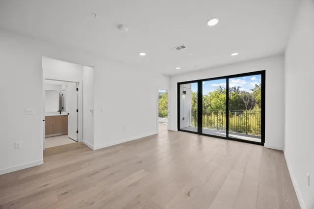 $475,000 | 2209 South 1st Street, Unit 225, Austin, TX 78704