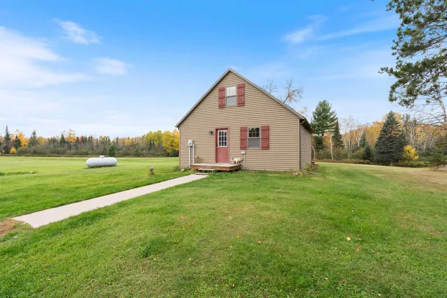 $375,000 | 4202 Zachau Road, Superior, WI 54880