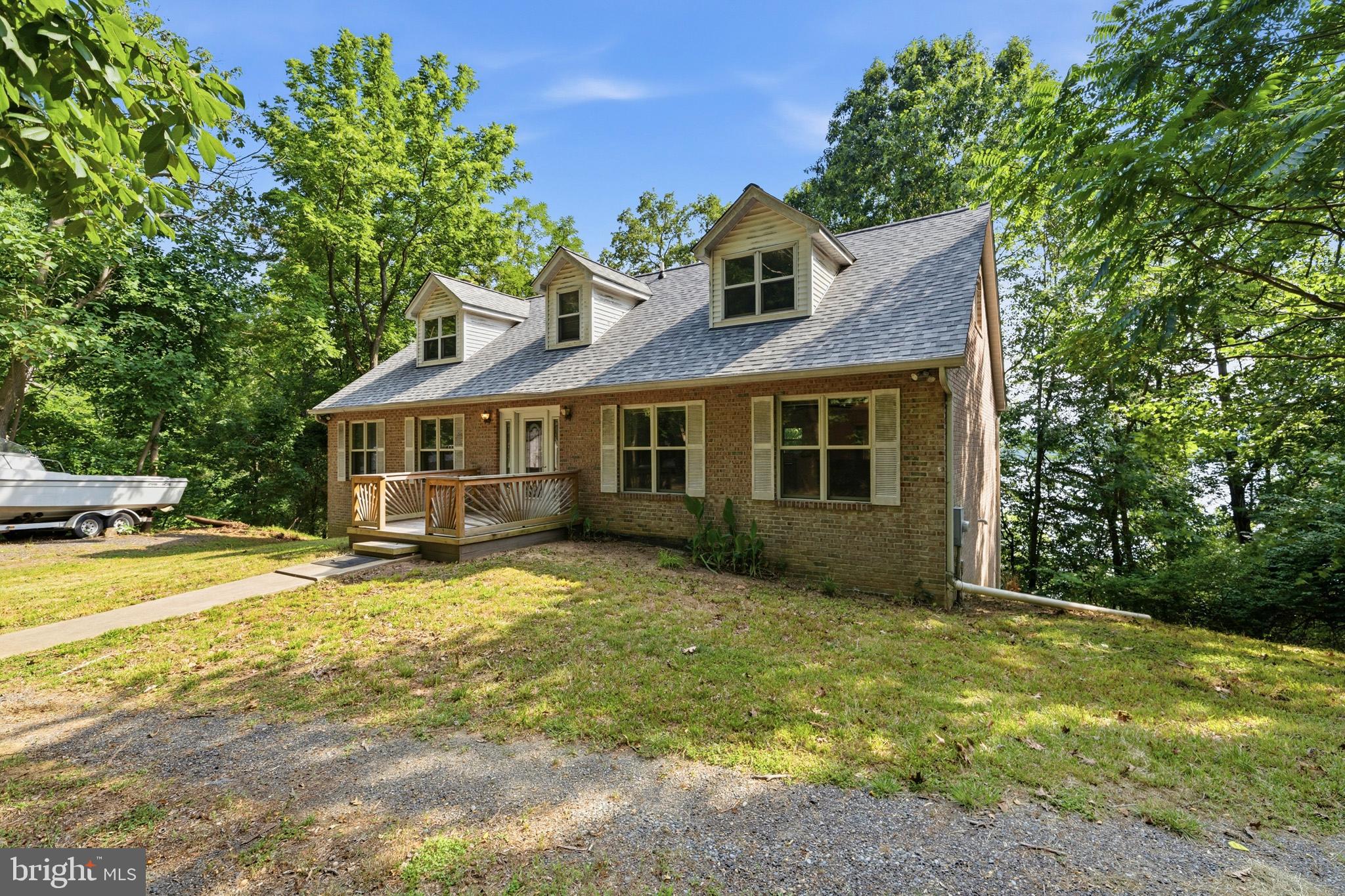 924 Chart Court Lusby, MD 20657 - Photo 2 of 82