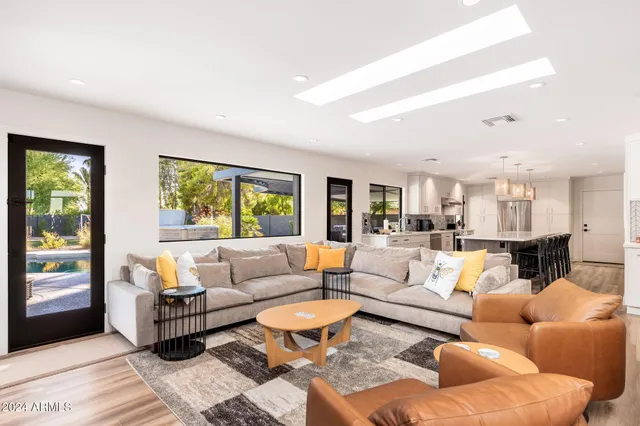 $8,000 | 6025 East Charter Oak Road, Scottsdale, AZ 85254