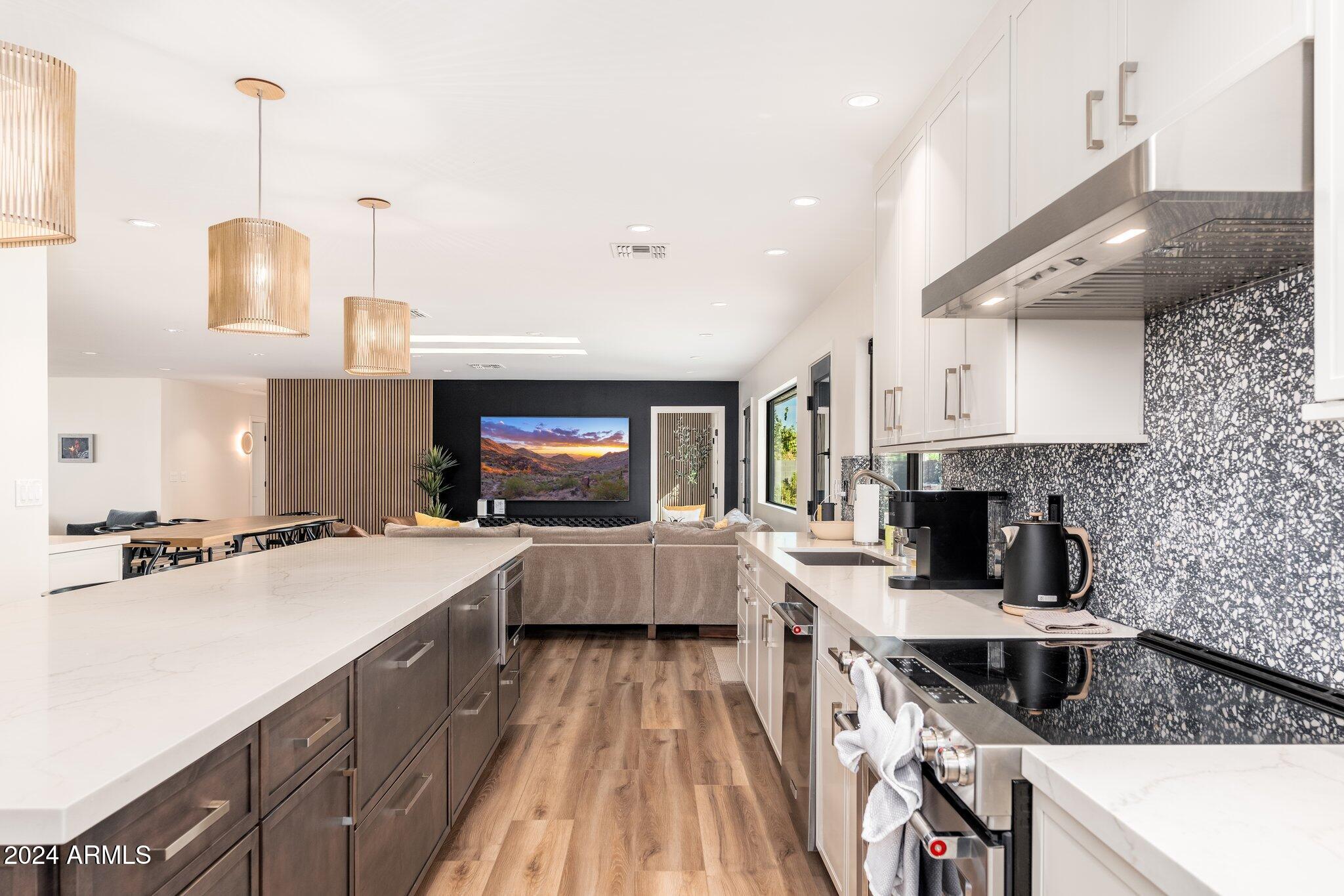 6025 East Charter Oak Road Scottsdale, AZ 85254 - Photo 20 of 115 6025 E Charter Oak Rd - 24