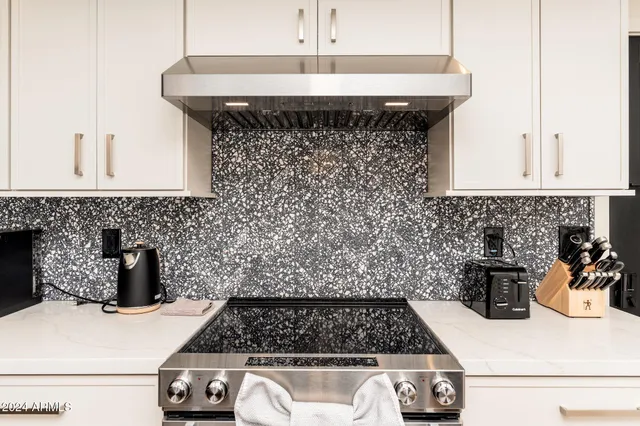 $8,000 | 6025 East Charter Oak Road, Scottsdale, AZ 85254