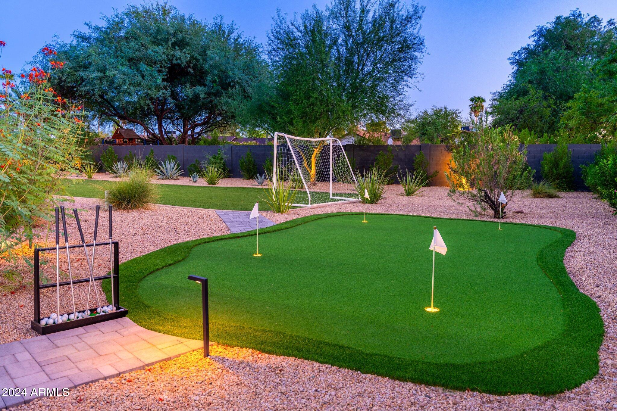 6025 East Charter Oak Road Scottsdale, AZ 85254 - Photo 64 of 115 a view of a volley ball court