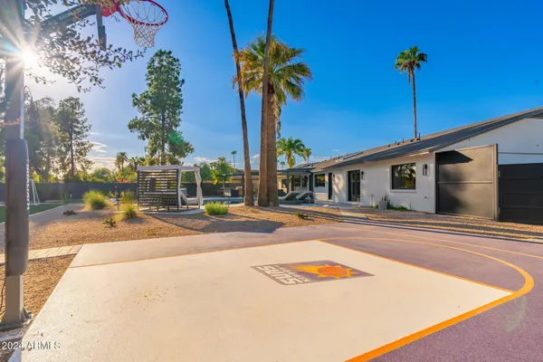 $20,000 | 6025 East Charter Oak Road, Scottsdale, AZ 85254