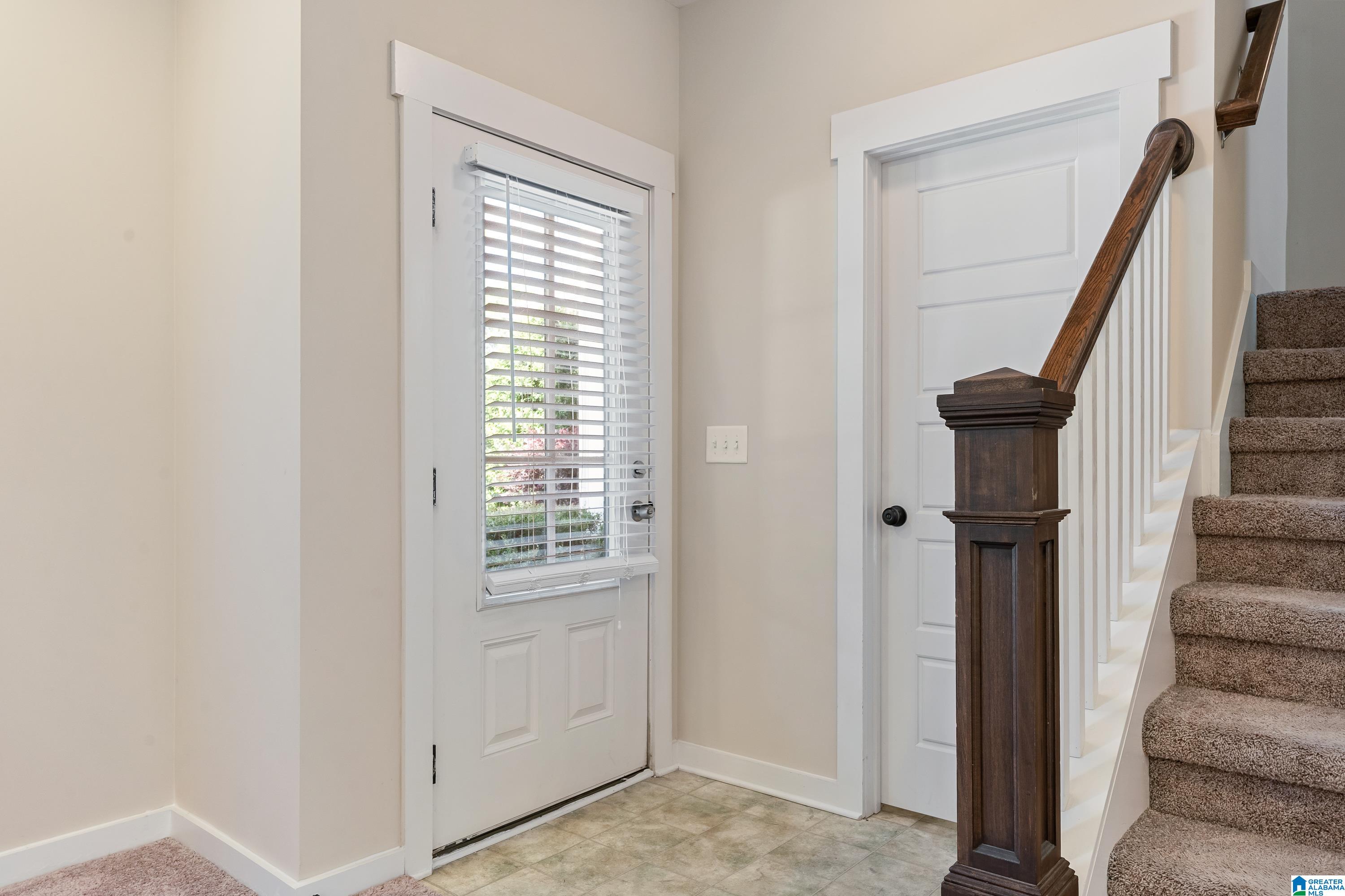 2564 Ridgemont Drive Birmingham, AL 35244 - Photo 4 of 31