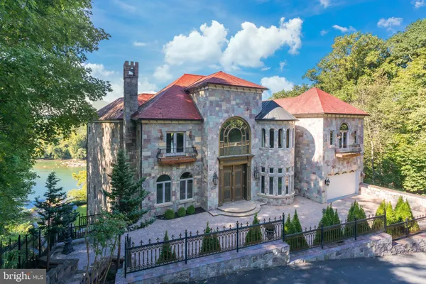 $17,198,000 | 612 Rivercrest Drive, McLean, VA 22101