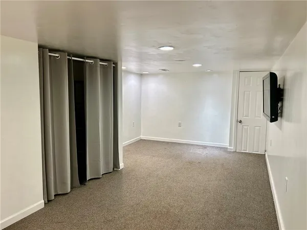 $349,900 | 1 Hickory Way, Sweden, NY 14420