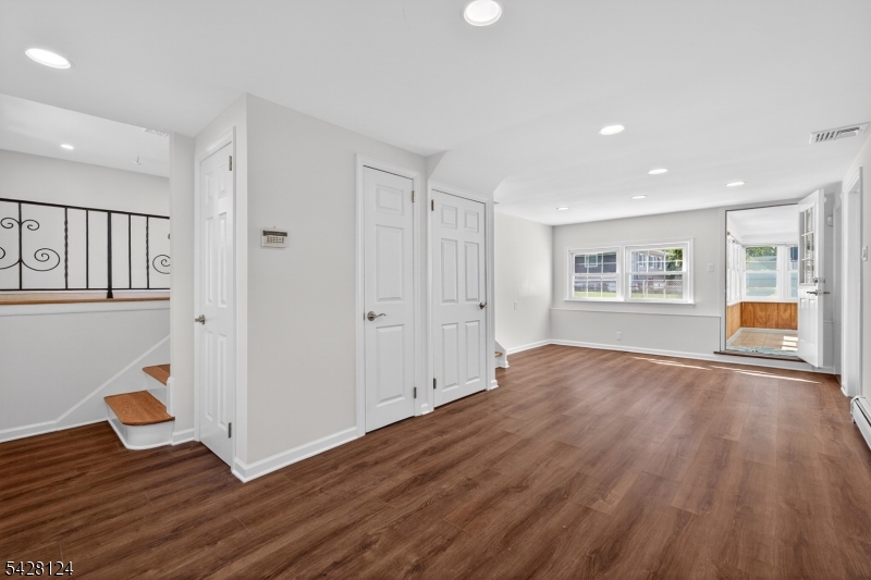 36 Charles Street Clark, NJ 07066 - Photo 20 of 40