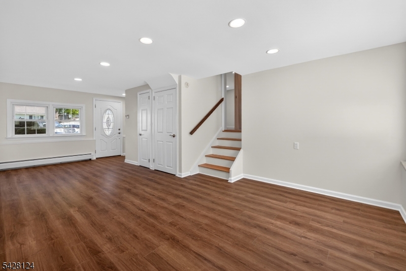 36 Charles Street Clark, NJ 07066 - Photo 21 of 40