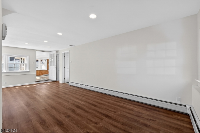 36 Charles Street Clark, NJ 07066 - Photo 22 of 40