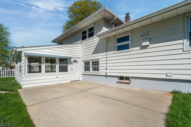 36 Charles Street Clark, NJ 07066 - Photo 28 of 40
