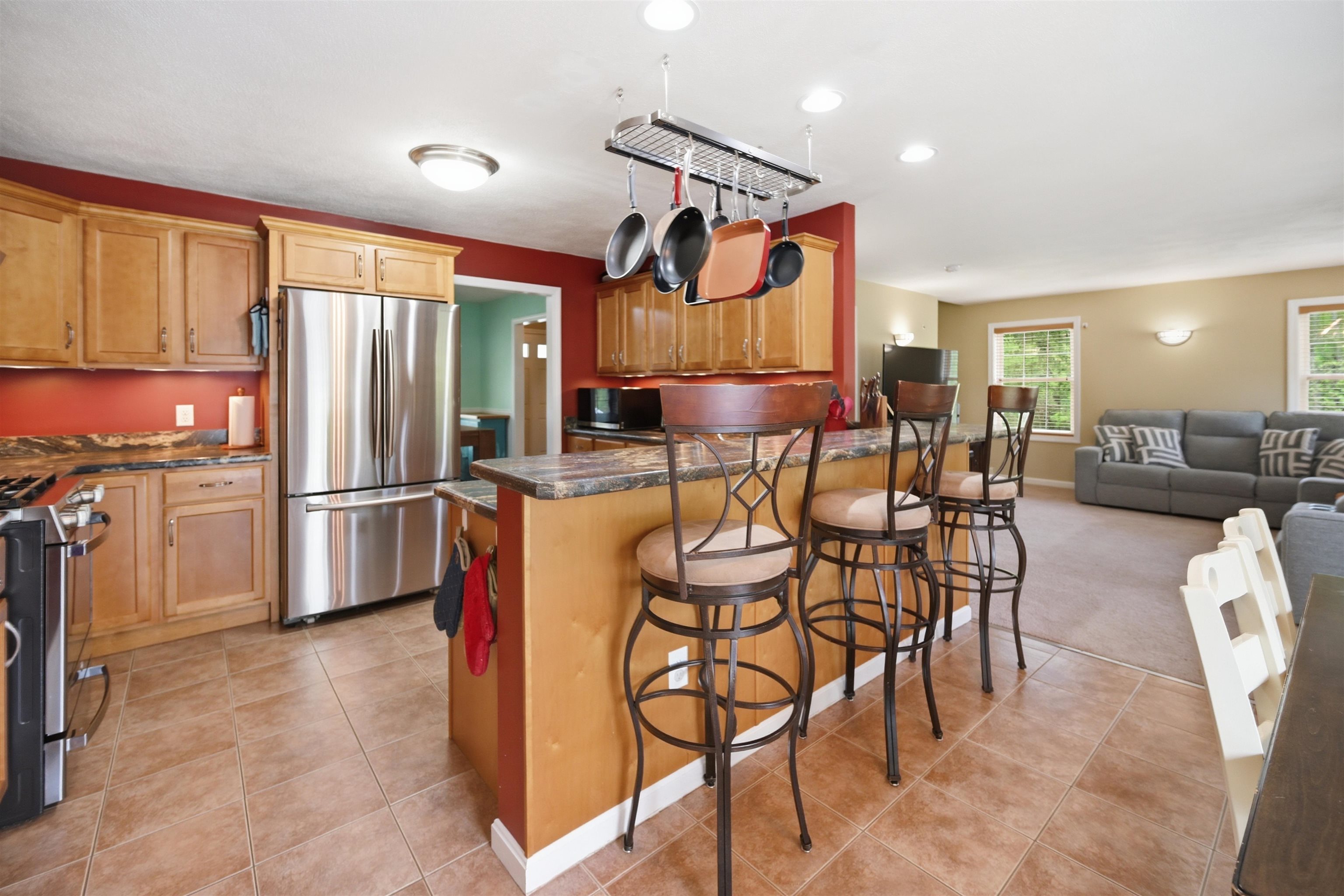 23 Phillips Road Sandown, NH 03873 - Photo 13 of 54