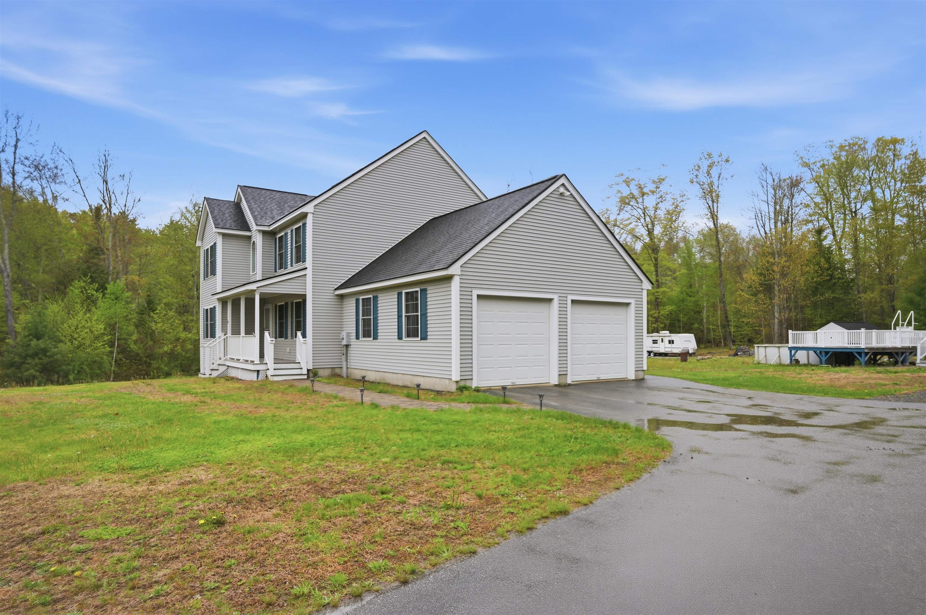 23 Phillips Road Sandown, NH 03873 - Photo 5 of 54