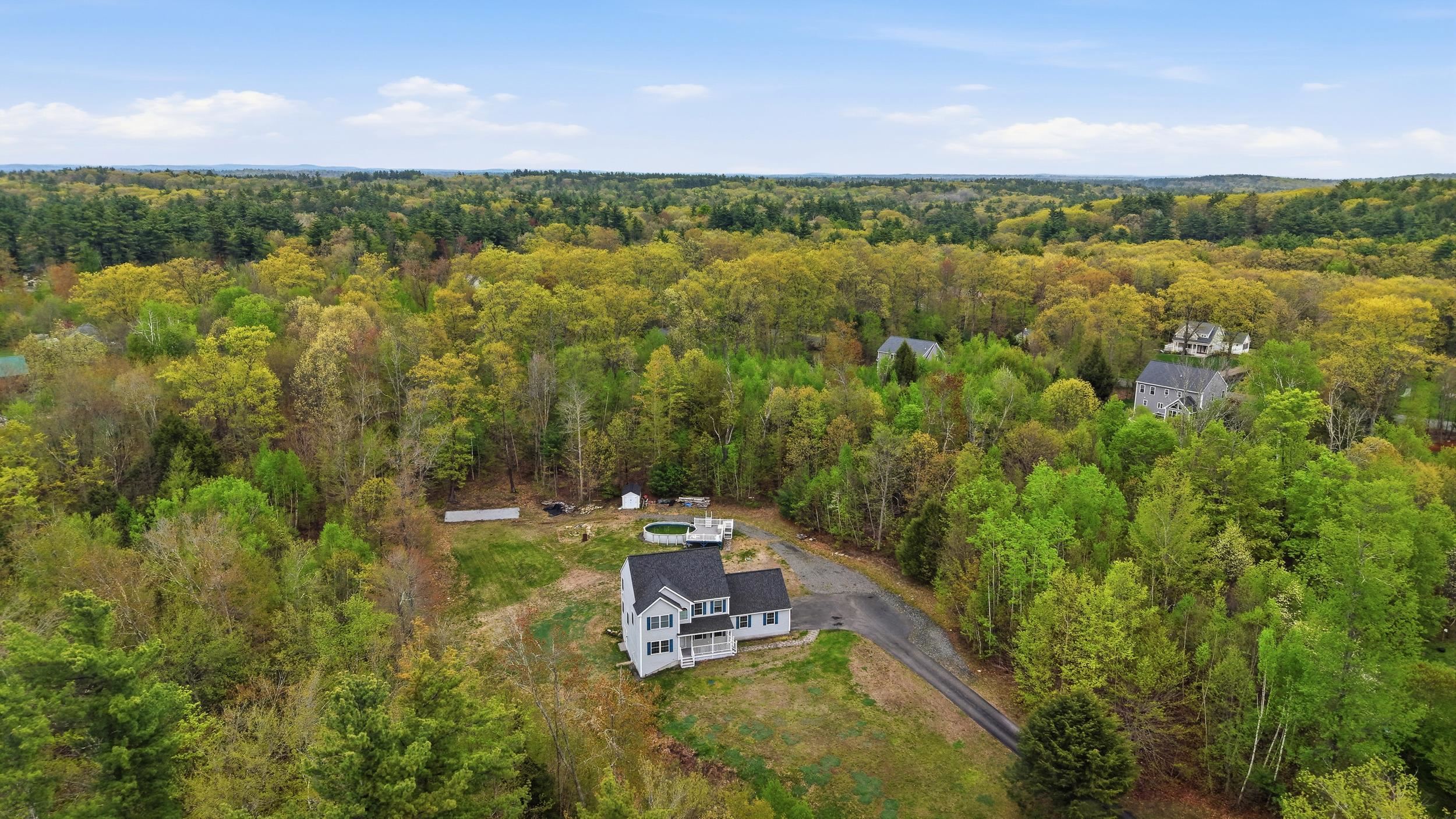 23 Phillips Road Sandown, NH 03873 - Photo 8 of 54
