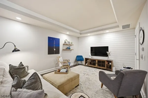 $819,000 | 40 West Park Place, Unit 304, Morristown, NJ 07960