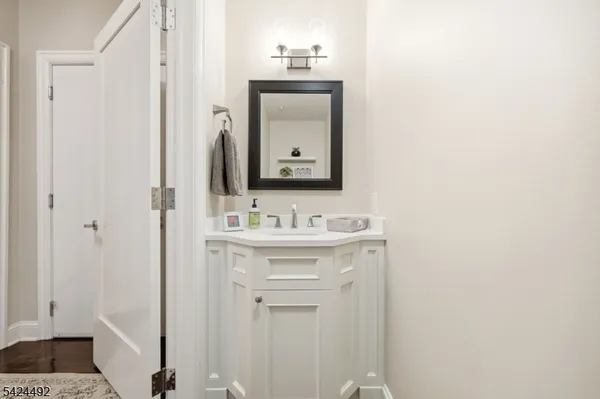 $819,000 | 40 West Park Place, Unit 304, Morristown, NJ 07960