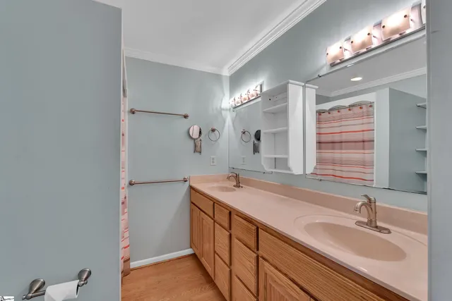 $600,000 | 103 Oak Meadow Drive, Simpsonville, SC 29681