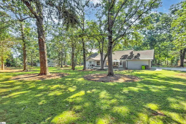 $600,000 | 103 Oak Meadow Drive, Simpsonville, SC 29681