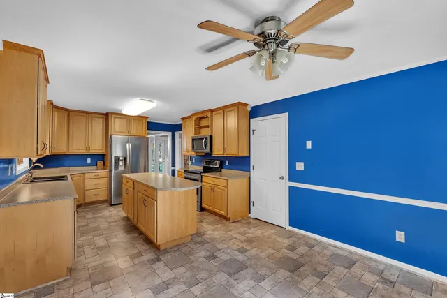 $600,000 | 103 Oak Meadow Drive, Simpsonville, SC 29681