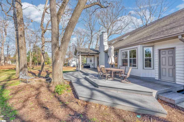 $600,000 | 103 Oak Meadow Drive, Simpsonville, SC 29681