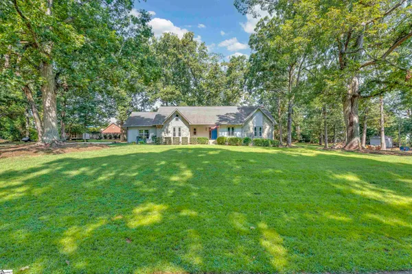 $600,000 | 103 Oak Meadow Drive, Simpsonville, SC 29681