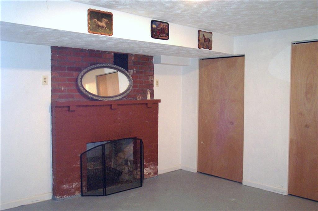 101 Crestview Road Pittsburgh, PA 15235 - Photo 14 of 25 Gallery Image 14