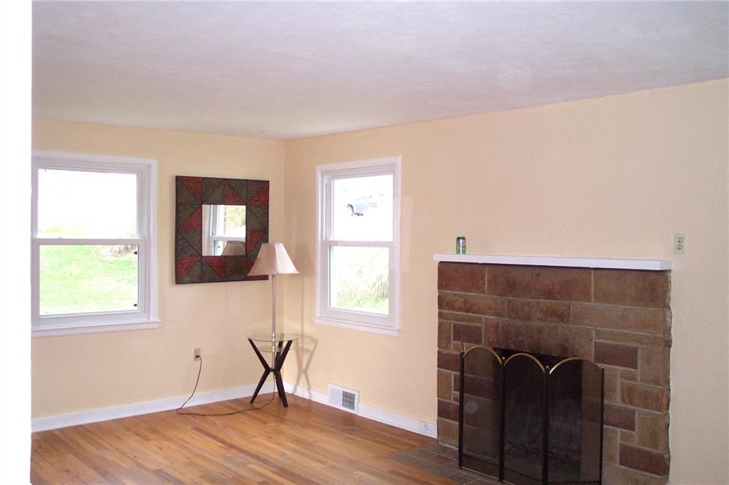 101 Crestview Road Pittsburgh, PA 15235 - Photo 4 of 25 Gallery Image 4