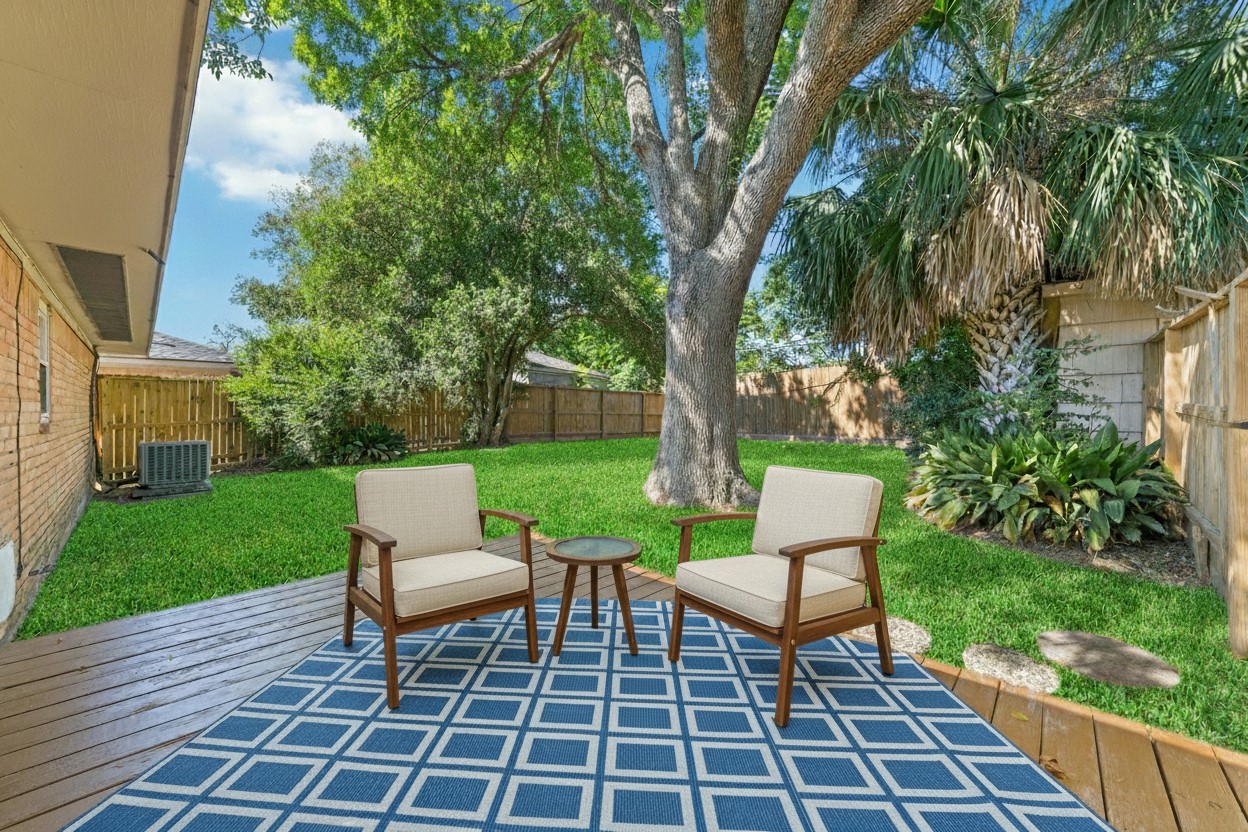 11426 Endicott Lane Houston, TX 77035 - Photo 33 of 40 Fenced yard that feels like your own hidden corner of the city.