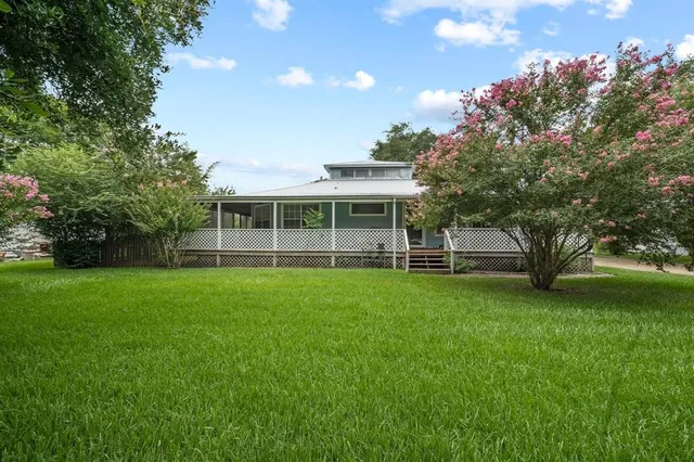 $1,850 | 15510 Cypress Garden Drive, Unit A, Tomball, TX 77377