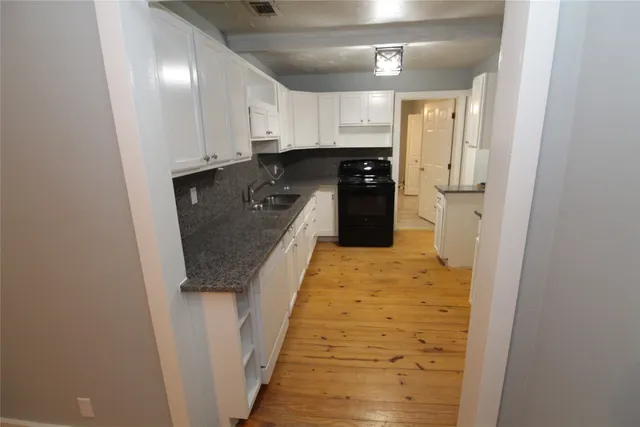 $1,799 | 15510 Cypress Garden Drive, Unit A, Tomball, TX 77377