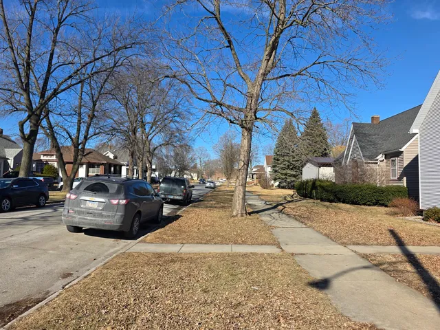 $174,900 | 312 North Center Avenue, Bradley, IL 60915